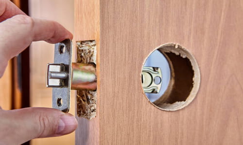 Residential locksmith Spokane General lock installation service